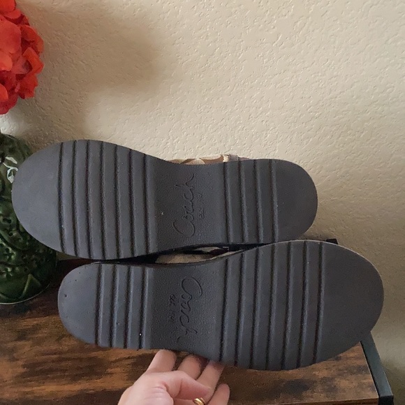 Coach Nikole Signature shearling boots - Picture 10 of 11